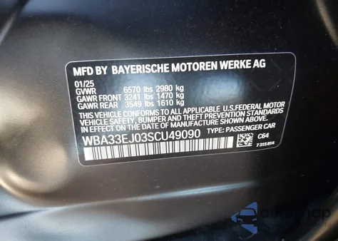 2025 BMW 760I xDrive z USA, uszkodzony, nr VIN WBA33EJ03SCU49090